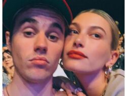 Justin-Hailey Bieber Sambut Kelahiran Anak Pertama, Dinamai Jack Blues