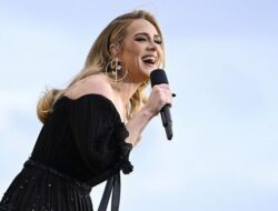 Vokalis Adele Akui Pernah terjadi Bertunangan dengan Rich Paul