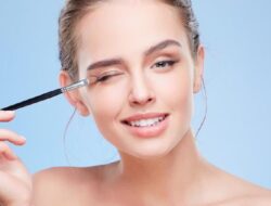 5 Tips Membuat Makeup Aman saat Cuaca Panas