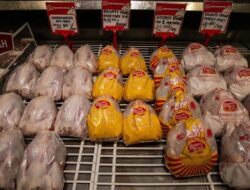 Transmart Full Day Sale, Ayam Broiler Dijual Cuma Rp28 Ribu Per Ekor