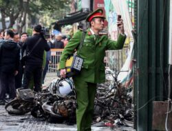 Pria Bakar Bar Karaoke di Hanoi Vietnam, 11 Tewas