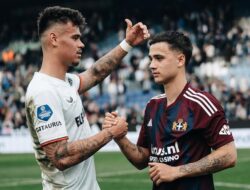 Tim Pamer Rivalitas Mees Hilgers dan Eliano Reijnders di Eredivisie