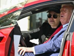 Trump Ingin Jual Tesla Miliknya, Ogah Damai dengan Elon Musk