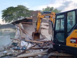 Tempat Prostitusi & Karaoke di Mantan Terminal Ciputat Tangsel Dibongkar