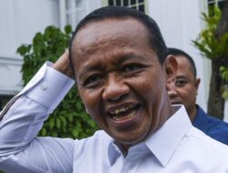 Bahlil Diteriaki Massa Protes saat Ingin Cek Tambang Nikel Raja Ampat