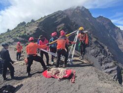 Basarnas Pastikan Pendaki Brasil Jatuh di Gunung Rinjani Meninggal