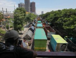Menhub Minta Integrasi Data Bus dan Barang untuk Tekan ODOL