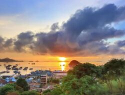 Rombongan Turis AS Telantar Saat ke Labuan Bajo, Kena Tipu Agen Travel