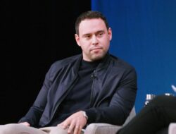 Scooter Braun Mundur dari CEO HYBE America