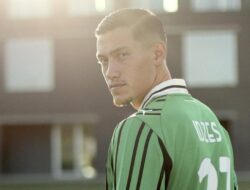 Jay Idzes Tak Main, Netizen Indonesia Kirim Pertanyaan ke Sassuolo