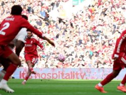 Gol Indah Szoboszlai, Liverpool Hajar Arsenal