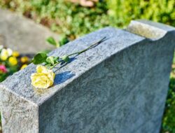 Pramugari Meninggal Usai Kelelahan, Maskapai Tetap Tagih Surat Cuti