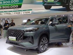 Varian Termurah Tiggo 8 CSH Muncul di GJAW 2025, Harga Rp440 Juta