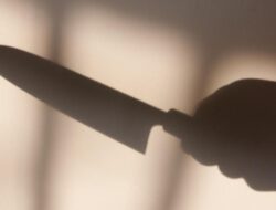 Penusukan Massal Terjadi di Dalam Kereta Inggris, 9 Orang Luka Parah