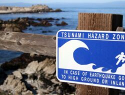 Jepang Dilanda Gelombang Besar Kecil Usai Gempa M 6,9