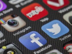 Malaysia Larang Anak Main Media Sosial, Awasi Konten Anak 18 Tahun Kurang