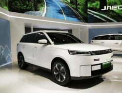 Bencana Banjir Pesanan, Produksi Jaecoo J5 Ditambah di Pabrik Mercedes-Benz