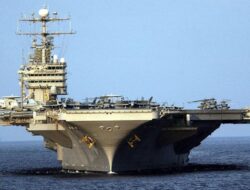 10 Kapal Konflik Bersenjata AS Pernah Merapat di Timur Tengah, Siap Serang Iran