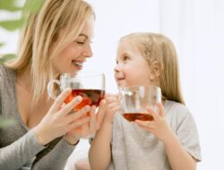 Kebiasaan Minum Teh Setelah Makan, Terjamin atau Bikin Masalah?