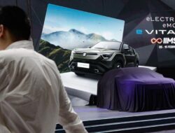 Intip Persiapan IIMS 2026, Bertaburan Kendaraan Pribadi Baru