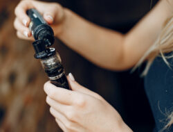 Etomidate dalam Vape Jadi Sorotan, Dokter Ungkap Bahaya Sampai sekarang Risiko Kematian : Okezone Women