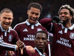 Manchester City Disikat Aston Villa 1-2